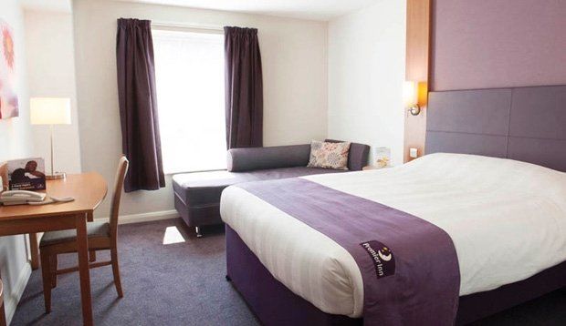 Premier Inn Брентвуд Экстерьер фото